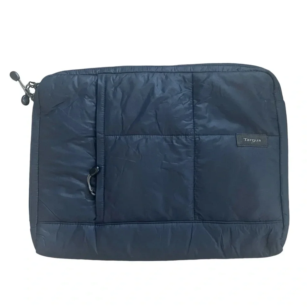 Targus Crave Blue Netbook Slipcase for up to 10.2